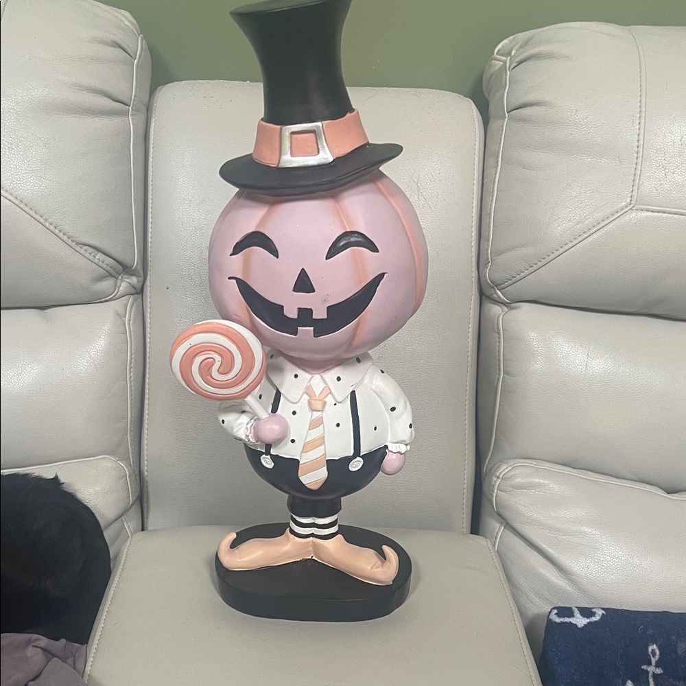 Halloween Pumpkin Figurine with Lollipop
